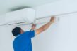 Kiểm tra máy lọc không khí bị lỗi để xác định nguyên nhân sự cố đang diễn ra