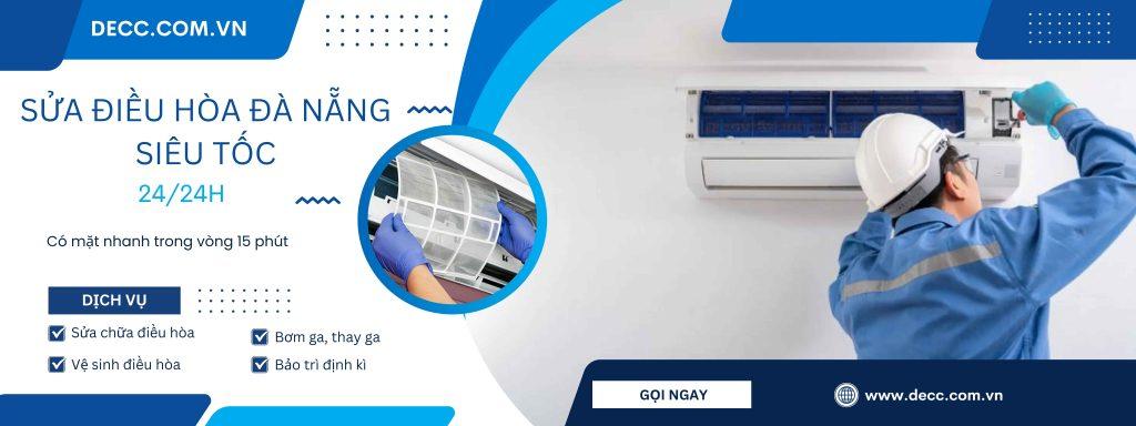 Kỹ thuật viên đang kiểm tra và nạp gas cho hệ thống điều hòa biệt thự.